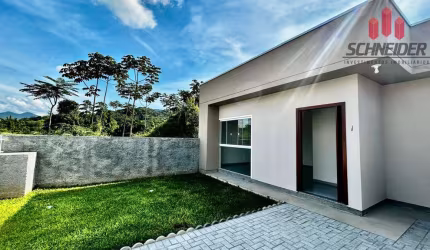 Casa com 2 dormitórios à venda no bairro Divinéia em Rio dos Cedros/SC