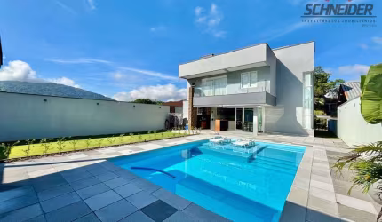 Casa com 3 dormitórios à venda no bairro Nações em Timbó/SC