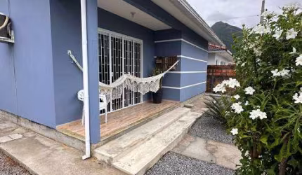 Oportunidade! casa com terreno grande na Guarda do/ Cubatão