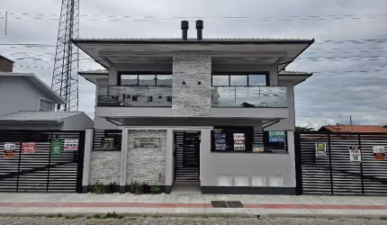 Apartamento com alto padrão a 100 metros da praia do sonho