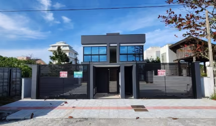 Apartamento com 3 quartos na Beira da Praia da Pinheira