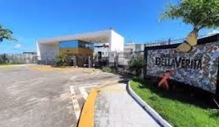 Linda Casa Duplex 4/4 No Condomínio Parco Della Veritá
