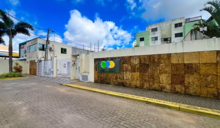 Oferta!! Apartamento 2/4 Térreo Giardino, Sombra Cond. Parque das Árvores 1