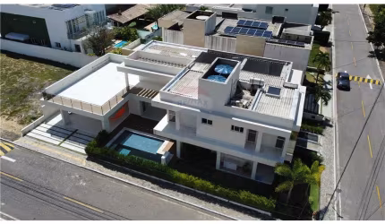 Luxuosa Casa Duplex 04 Suites no Condomínio Ponta Negra Boulevard