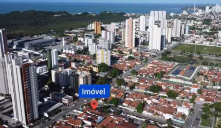 Belissima Casa 4/4 com Terreno de 833,26m² No Coração de Capim Macio