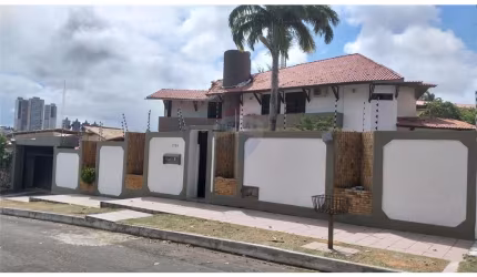 Casa Espetacular 5/4  04 Suites 900M² De Terreno - Capim Macio