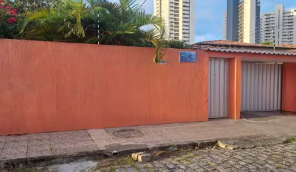 Linda Casa 5/4 Próximo, AV. dos Potiguares com a Miguel Castro