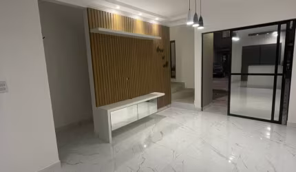 Linda Casa Sombra 87m² 02 Suítes no Porto Boulevard III - Parque das Arvores