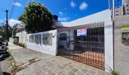 Oportunidade! Casa 5/4 sendo 03 Suites No Conj Ponta Negra