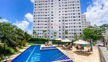 Belíssimo Apartamento 2/4 com Varanda No Condomínio Top Life