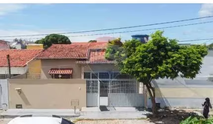 Linda Casa 3/4 próxima à Avenida Abel Cabral - Nova Parnamirim