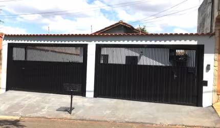 Casa à Venda no Bairro Portal do Alto - Ribeirão Preto.
