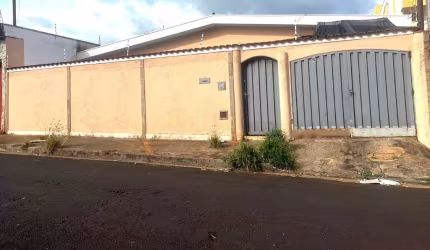 Casa à Venda  – R$ 360.000,00.Localização: Bairro Sumarezinho  Ribeirão Preto - SP.