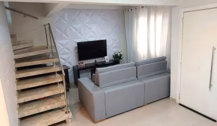 Sobrado à Venda no Condomínio Fechado – R$ 850.000,00. Localização: Vila do Golf , Ribeirão Preto - SP