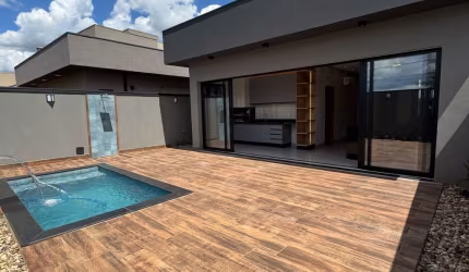 Sobrado à Venda no Condomínio Vila Romana  R$ 1.650.000,00
