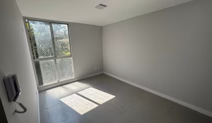 Apartamento  à Venda no Condomínio Fechado R$ 325.000,00. Localização: Jardim Paulista, Ribeirão Preto - SP