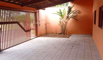 Casa à Venda R$ 480.000,00. Localização: Cândido Portinari, Ribeirão Preto - SP
