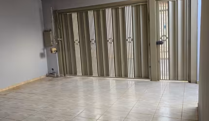 Casa à Venda  R$ 330.000,00. Localização: Vila Amélia, Ribeirão Preto - SP.