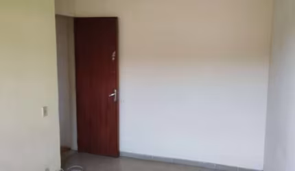 Apartamento com 2 quartos para alugar na Rua João Baptista Scalco, 115, Campo Grande, Rio de Janeiro, 60 m2 por R$ 700