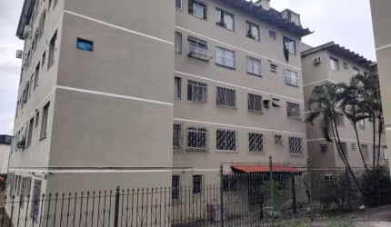 Apartamento com 2 quartos para alugar na Rua Camaipi, Campo Grande, Rio de Janeiro, 63 m2 por R$ 850