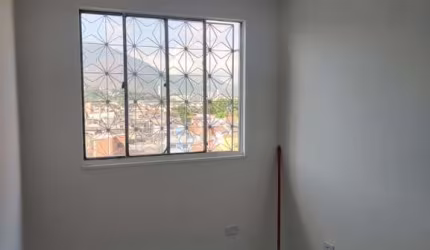 Apartamento com 2 quartos para alugar na Rua Camaipi, 291, Campo Grande, Rio de Janeiro, 60 m2 por R$ 700