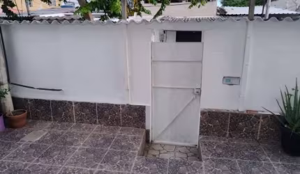 Casa com 2 quartos para alugar na Rua Valdemar Medrado Dias, 190, Campo Grande, Rio de Janeiro, 60 m2 por R$ 1.200