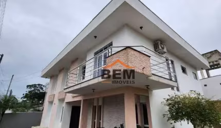Casa com 6 dormitórios à venda, 330 m² por R$ 2.200.000,00 - São João - Itajaí/SC
