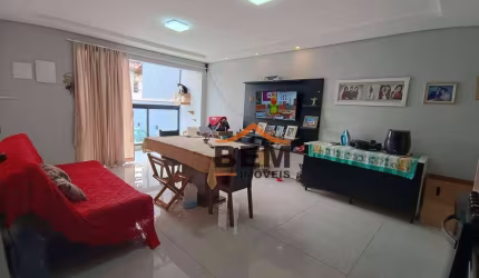 Apartamento com 2 dormitórios à venda, 71 m² por R$ 580.000 - São João - Itajaí/SC