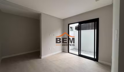 Apartamento com 3 dormitórios à venda, 113 m² por R$ 769.000,00 - São João - Itajaí/SC