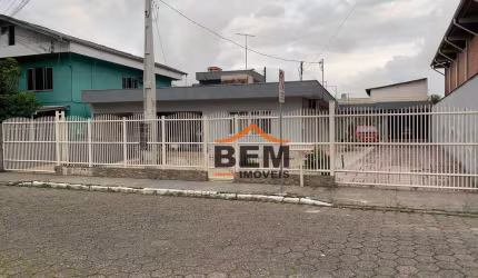 Casa com 4 dormitórios à venda, 575 m² por R$ 1.400.000,00 - Barra do Rio - Itajaí/SC