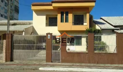 Casa com 3 dormitórios à venda, 450 m² por R$ 1.950.000 - Vila Operária - Itajaí/SC