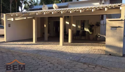Casa com 3 dormitórios à venda, 156 m² por R$ 900.000 - São Judas - Itajaí/SC