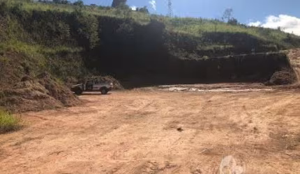 ÁREA INDUSTRIAL PARA VENDA OU LOCAÇÃO EM VÁRZEA PAULISTA, 14.800 M² bem localizada, na Marginal do Rio Jundiaí,