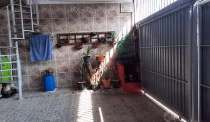 ÓTIMA CASA À VENDA NO JD. JERIVÁ EM VÁRZEA PAULISTA, A/C  125 m², 03 dormitórios, 02 vagas.