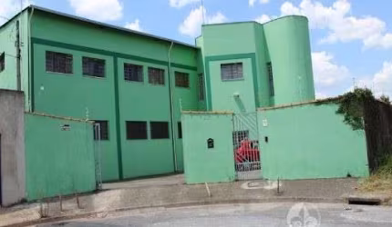 VENDO GALPÃO NO POLO INDUSTRIAL DE FRANCO DA ROCHA, COM RENDA: 800m² de a/c, (apropriado para indústria de cosméticos)