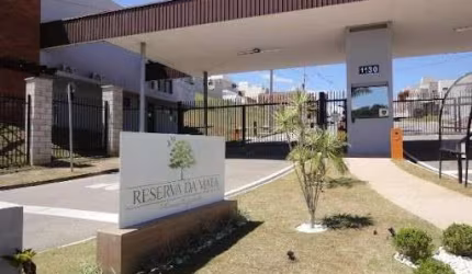 TERRENO A VENDA NO CONDOMÍNIO RESERVA DA MATA EM JUNDIAÍ - BAIRRO DO CURRUPIRA - AT: 150,00 m², em aclive e com projeto de construção, lazer completo.