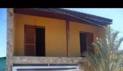 CASA À VENDA NO BAIRRO VISTA ALEGRE EM JUNDIAÍ - A/C 107 m2, TE 232 m², 02 dormitórios, 03 vagas, bem localizada.