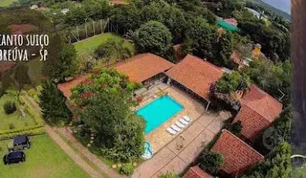 POUSADA À VENDA OU LOCAÇÃO EM CABREÚVA SP - A/C 2.700,00 m² TE 10.080,00 m² - Em meio a natureza, dividida em 02 finalidades: Pousada ; Hospedagem e Alojamentos, salão de reunião p/ 250 pessoas. Grand