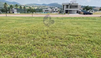 BELÍSSIMO TERRENO À VENDA NO CONDOMÍNIO ALPHAVILLE JUNDIAÍ  - AT: 461,00 m², oportunidade imperdível! Agende a sua visita.
