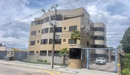 Belíssimo apartamento com sacada, 3 quartos e excelente localização!