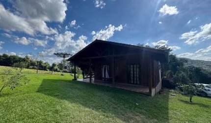 Chácara Pronta com Vista Para o Morro do Cal
