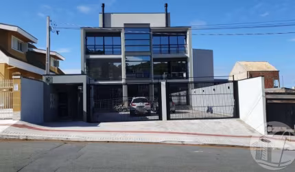 Sobrado Duplex na Praia dos Amores: Conforto e Sofisticação!
