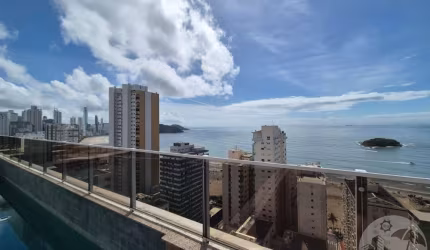 Luxo com Vista para o Mar no Centro de Balneário Camboriú