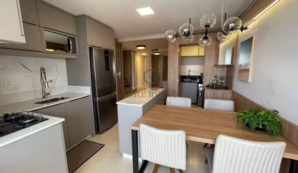 Apartamento em Piçarras com duas suites a 250 metros do mar