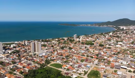 Bersi Home Club - Armação - Penha