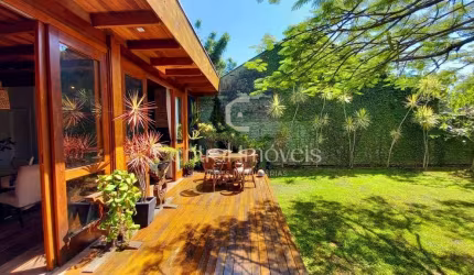 Casa a venda em Penha a 200m da Praia