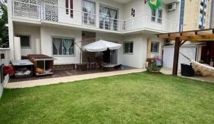 SOBRADO COM 2 SUÍTES CENTRO BALNEARIO PIÇARRAS