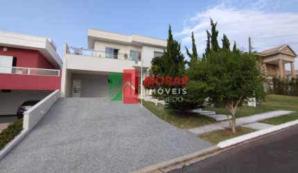 Casa em condomínio fechado com 4 quartos à venda na Rua Irineu Thomasi, 24, Centro, Vinhedo, 300 m2 por R$ 2.700.000