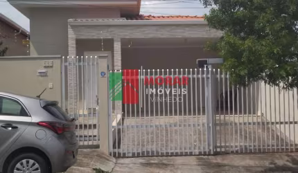 Casa com 3 quartos à venda na Rua Antônio Ferreira Neto, 845, João XXIII, Vinhedo, 250 m2 por R$ 820.000