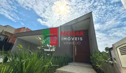 Casa em condomínio fechado com 3 quartos à venda na Rua Doutor Alfredo Zacharias, 1300, Vila Pagano, Valinhos, 197 m2 por R$ 1.590.000